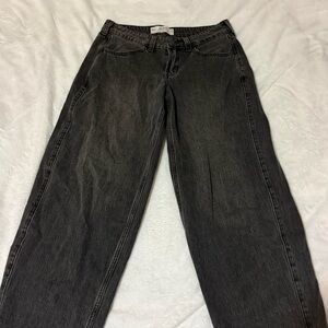 Hollister Black Low-Rise Taper Baggy Jeans